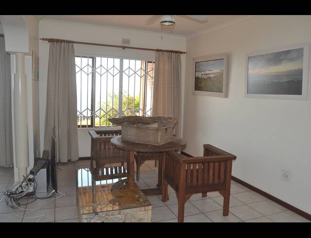 2 BEDROOM DUPLEX FOR SALE IN SCOTTBURGH CENTRAL